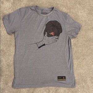 Gray Short Sleeve Tee with Artistic Design